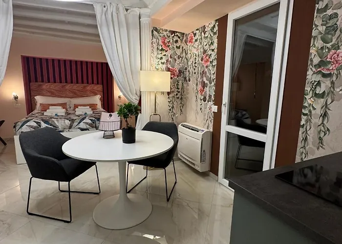 Pantheon Apartment, Vicino A Fontana Di Trevi Apartament Rzym